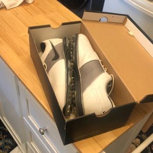Mens size 13 Nike Golf Shoes